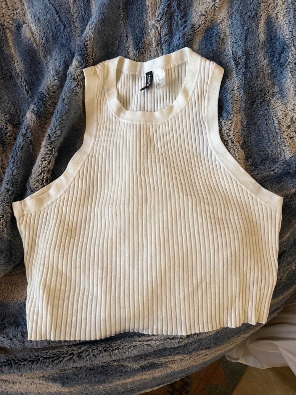 H&M Women's Ivory Ribbed Cropped Tank Top